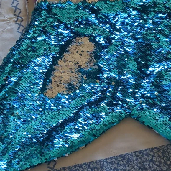 Mermaid tail fleece blanket - Picture 2 of 4